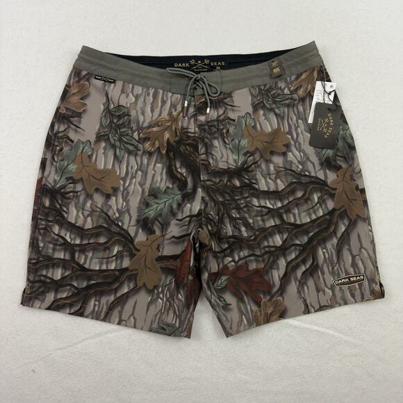 Dark Seas Gladeview 20” Camo Boardshorts Size 38 Surf Swim Trunks NWT - Picture 3 of 14